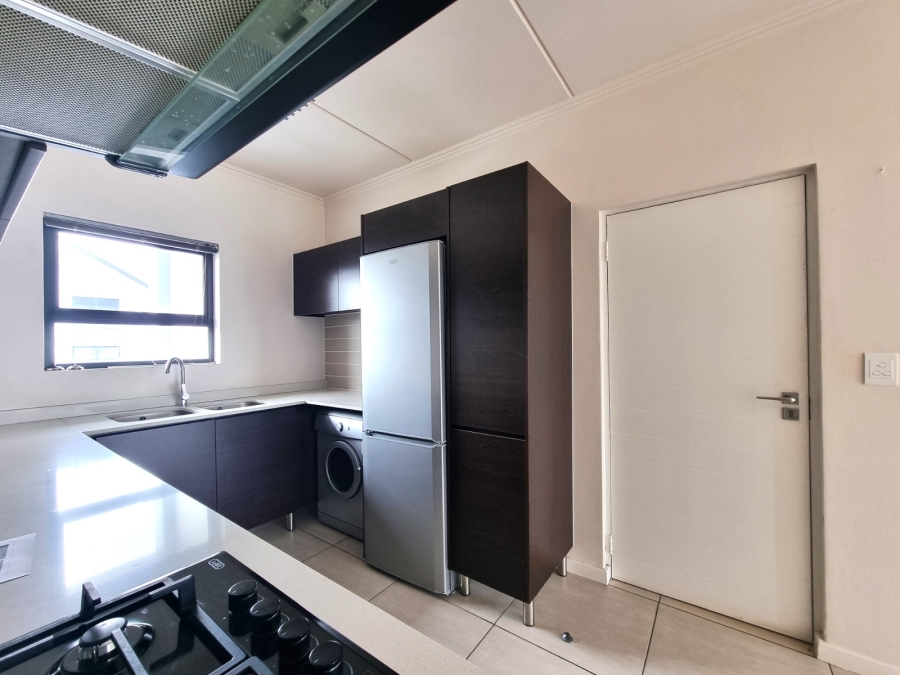 To Let 2 Bedroom Property for Rent in Greenstone Hill Gauteng