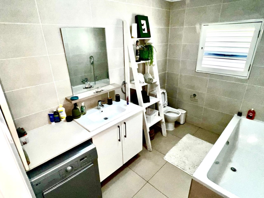 2 Bedroom Property for Sale in Edenburg Gauteng
