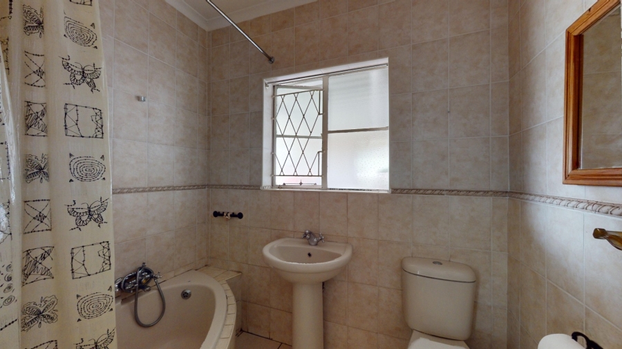 To Let 4 Bedroom Property for Rent in Dinwiddie Gauteng