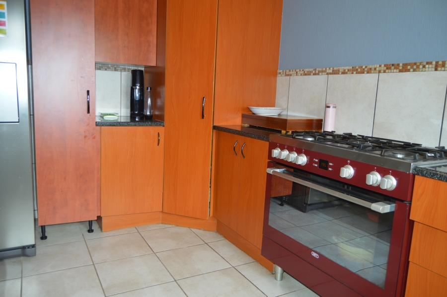 To Let 3 Bedroom Property for Rent in Willowbrook Gauteng