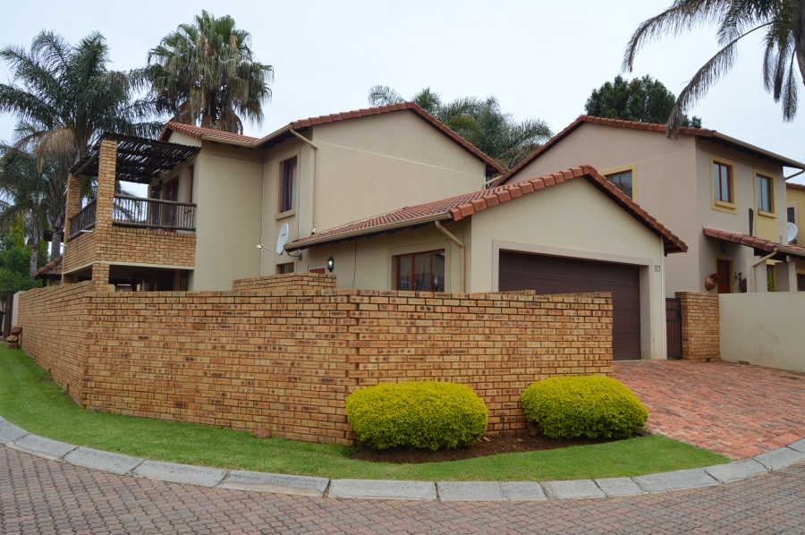 To Let 3 Bedroom Property for Rent in Willowbrook Gauteng