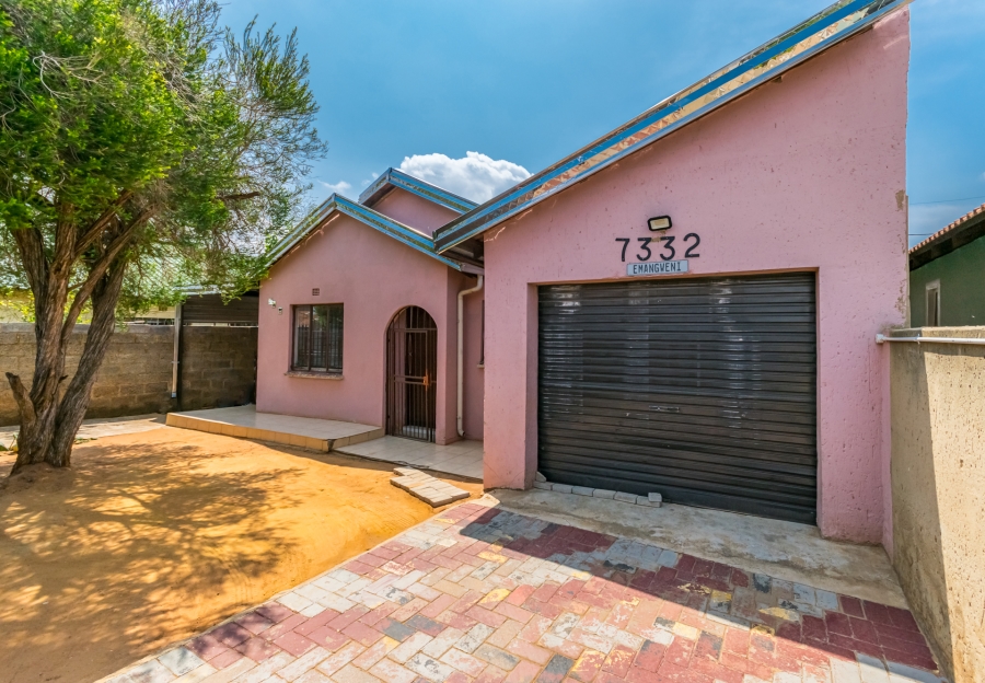 2 Bedroom Property for Sale in Protea Glen Gauteng