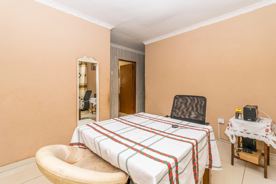 2 Bedroom Property for Sale in Protea Glen Gauteng