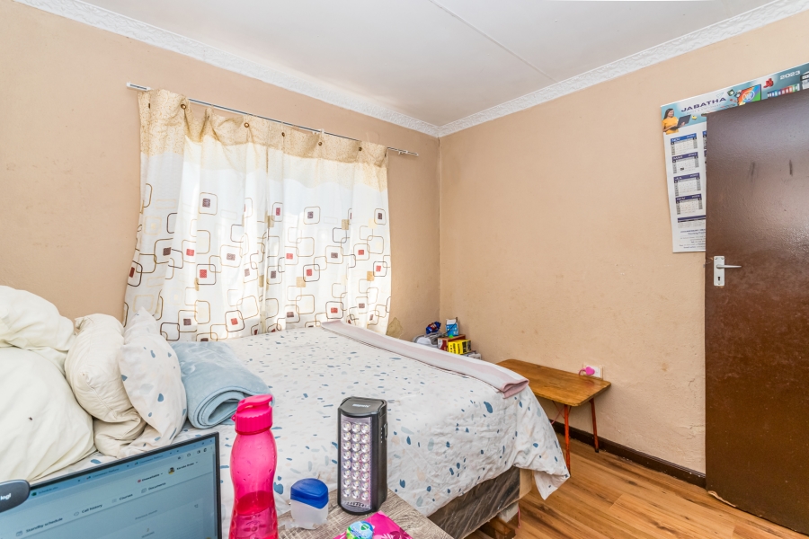 2 Bedroom Property for Sale in Protea Glen Gauteng