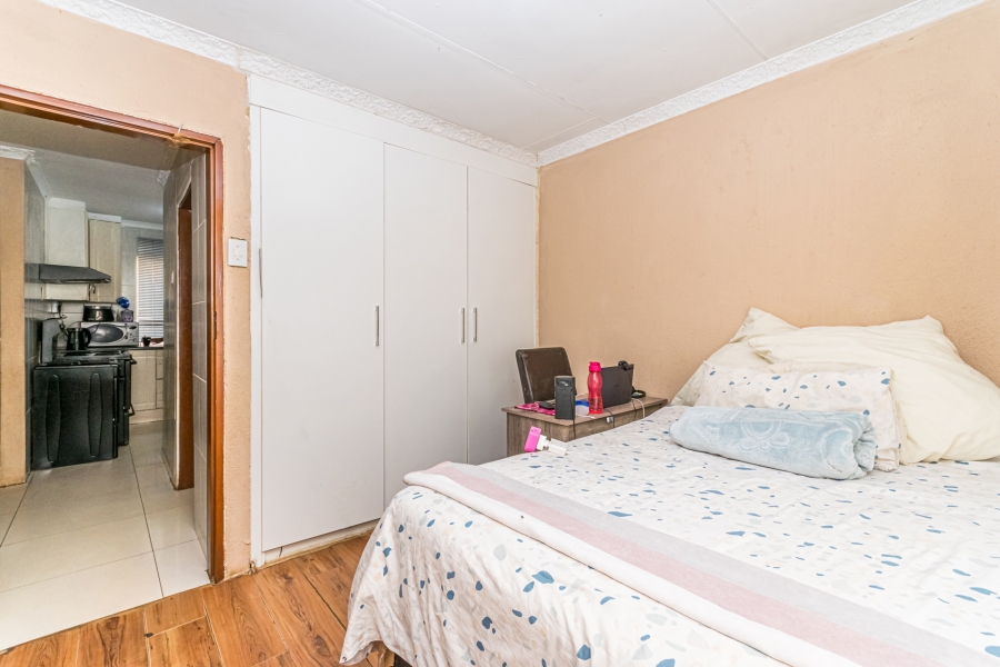 2 Bedroom Property for Sale in Protea Glen Gauteng