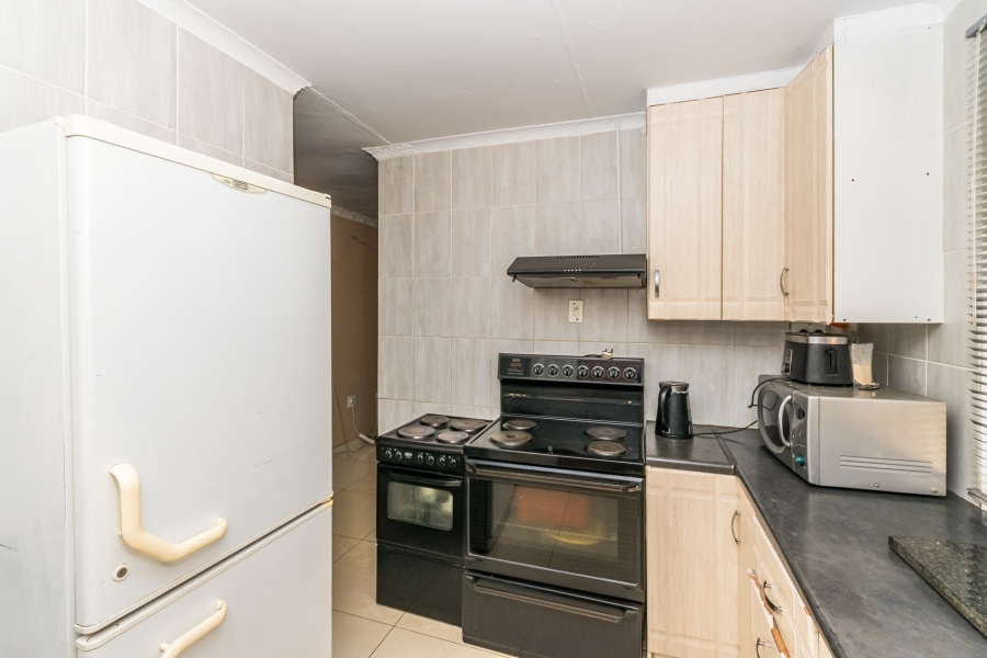 2 Bedroom Property for Sale in Protea Glen Gauteng