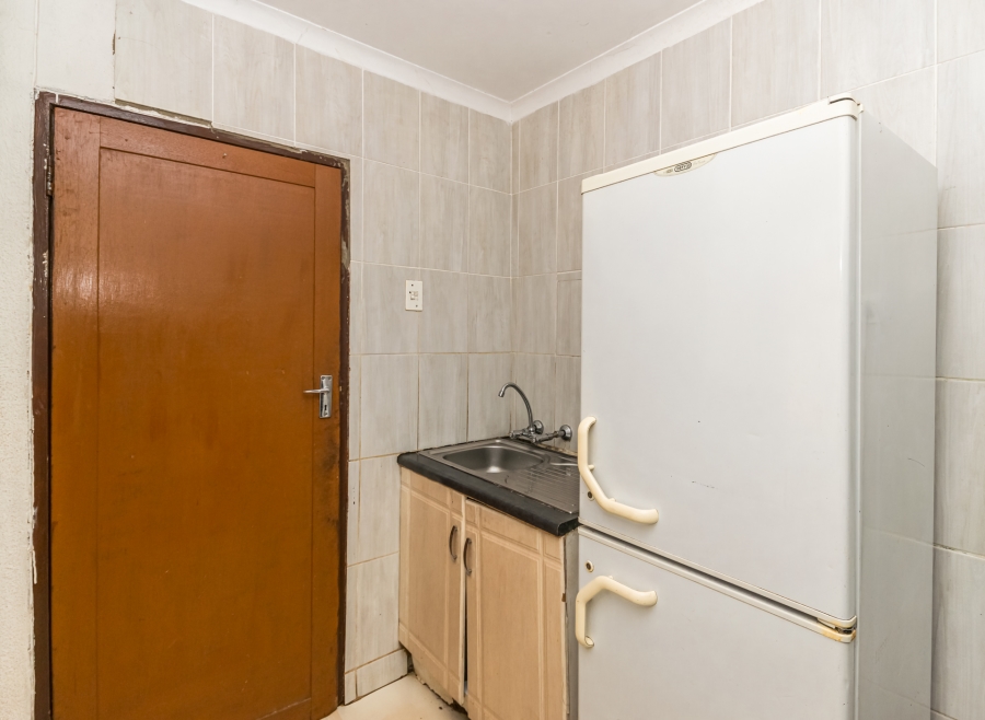 2 Bedroom Property for Sale in Protea Glen Gauteng