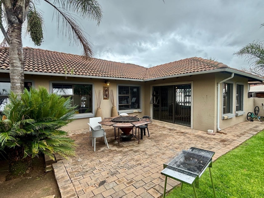 3 Bedroom Property for Sale in Rynfield Gauteng