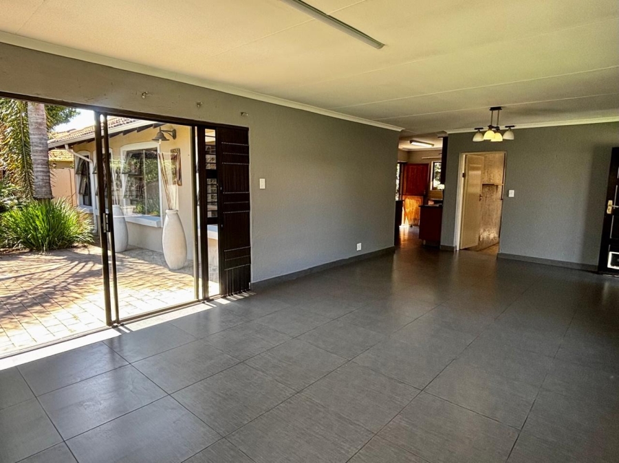 3 Bedroom Property for Sale in Rynfield Gauteng