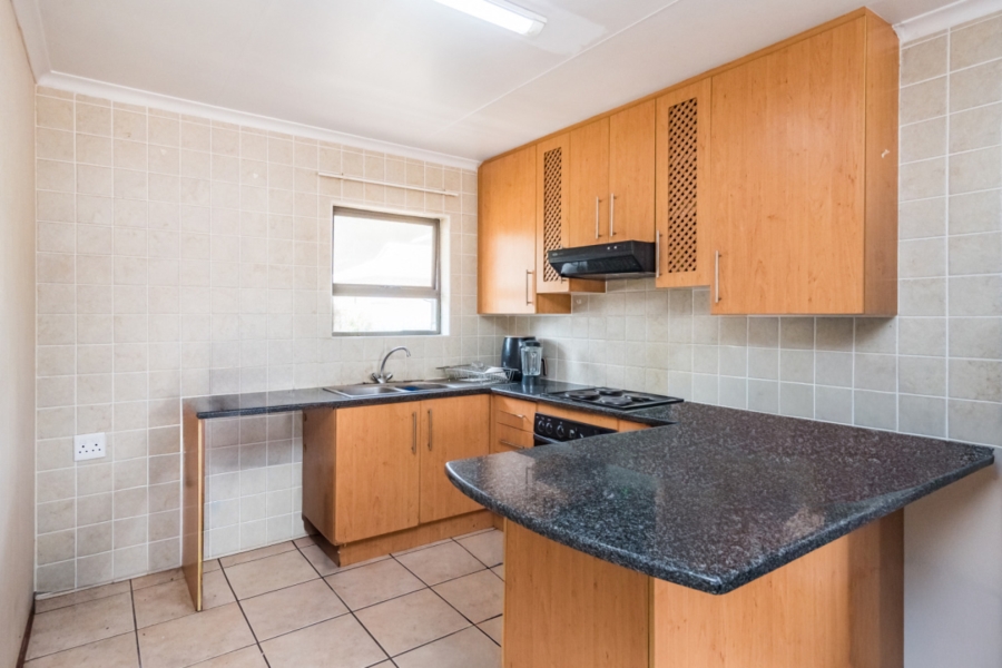 To Let 2 Bedroom Property for Rent in Chancliff Ridge Gauteng