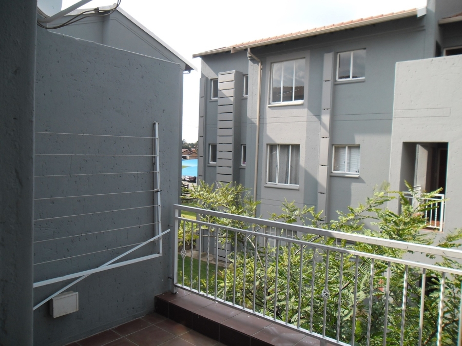 To Let 3 Bedroom Property for Rent in Clearwater Estate Gauteng
