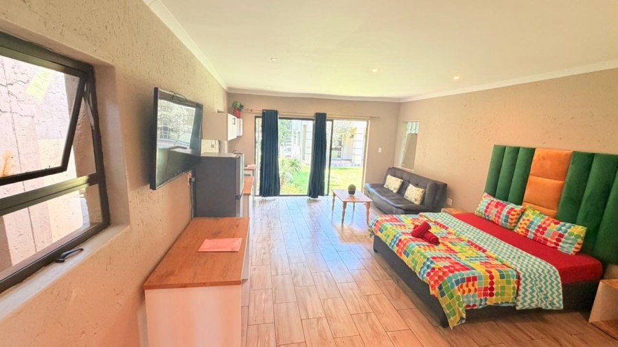 To Let 1 Bedroom Property for Rent in Rivonia Gauteng