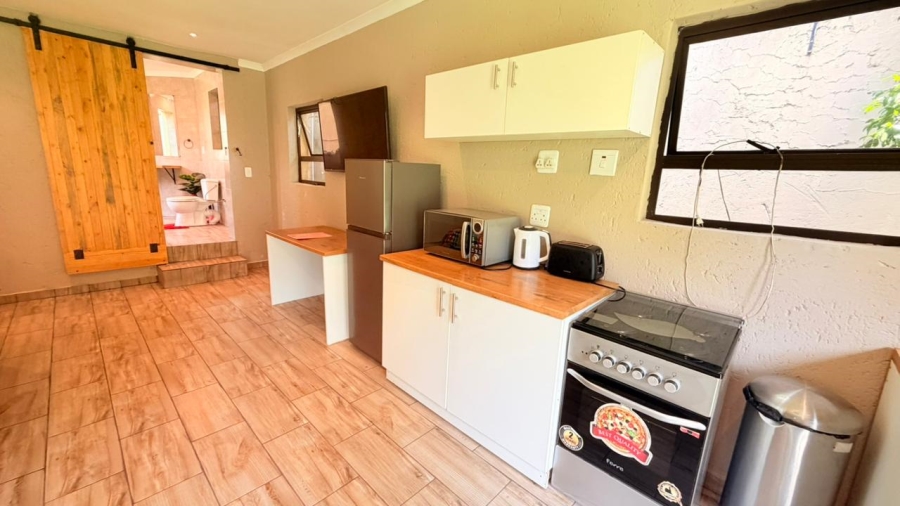 To Let 1 Bedroom Property for Rent in Rivonia Gauteng