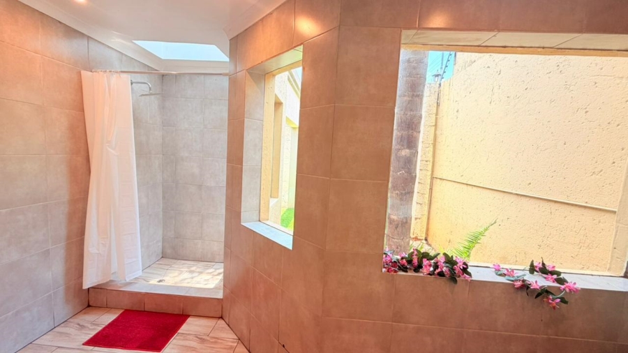 To Let 1 Bedroom Property for Rent in Rivonia Gauteng