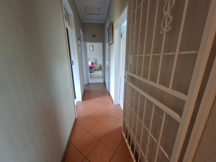 6 Bedroom Property for Sale in Dalpark Gauteng