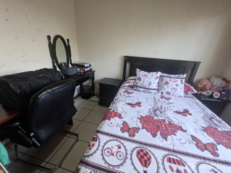 6 Bedroom Property for Sale in Dalpark Gauteng