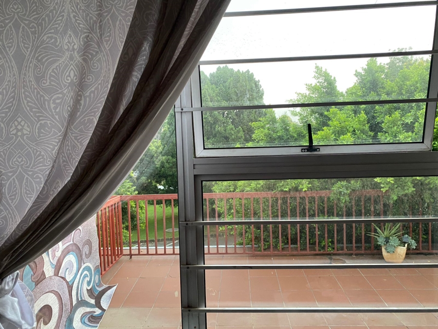 1 Bedroom Property for Sale in Essexwold Gauteng