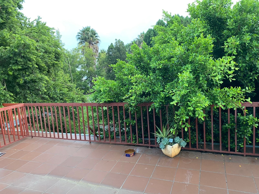 1 Bedroom Property for Sale in Essexwold Gauteng