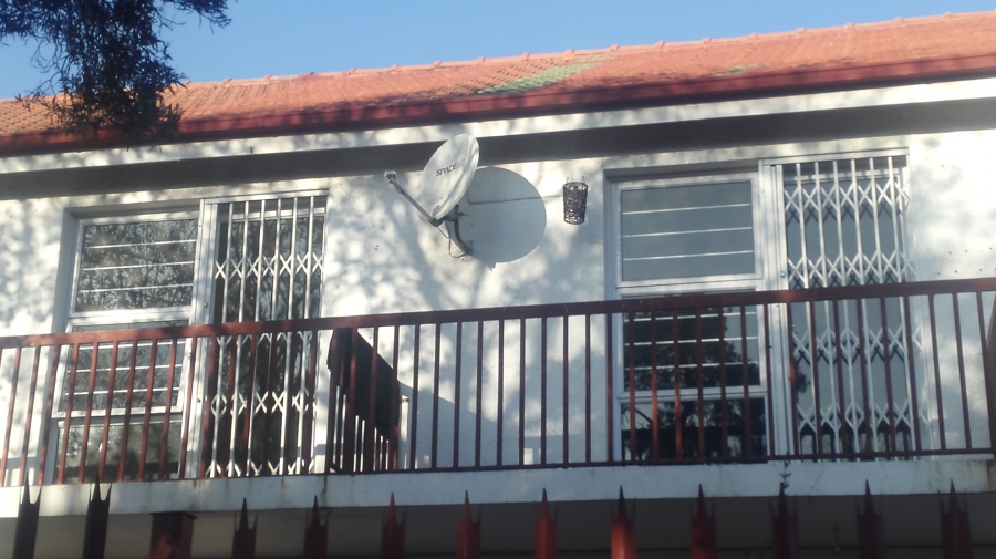 1 Bedroom Property for Sale in Essexwold Gauteng