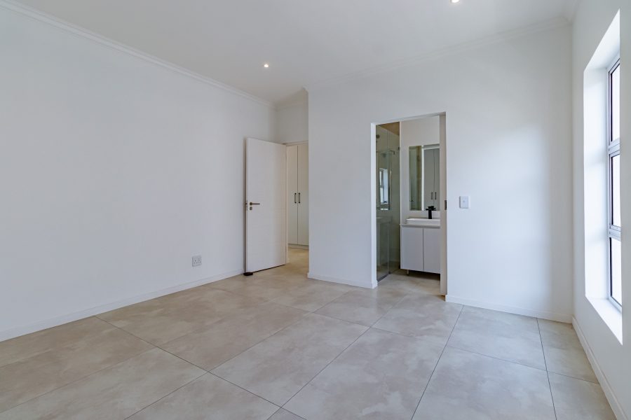 3 Bedroom Property for Sale in Bryanston East Gauteng