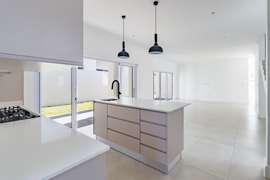 3 Bedroom Property for Sale in Bryanston East Gauteng