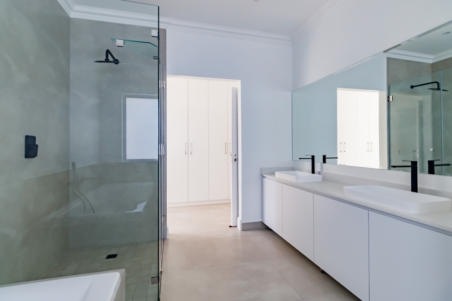 3 Bedroom Property for Sale in Bryanston East Gauteng