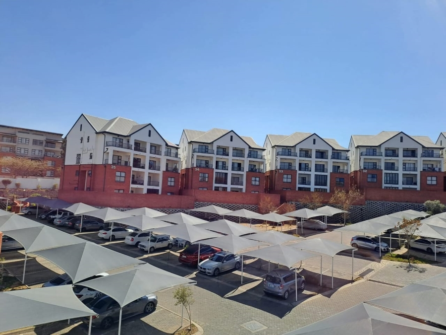1 Bedroom Property for Sale in Oakdene Gauteng