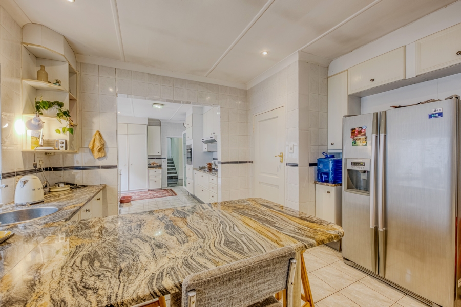 5 Bedroom Property for Sale in Northcliff Gauteng