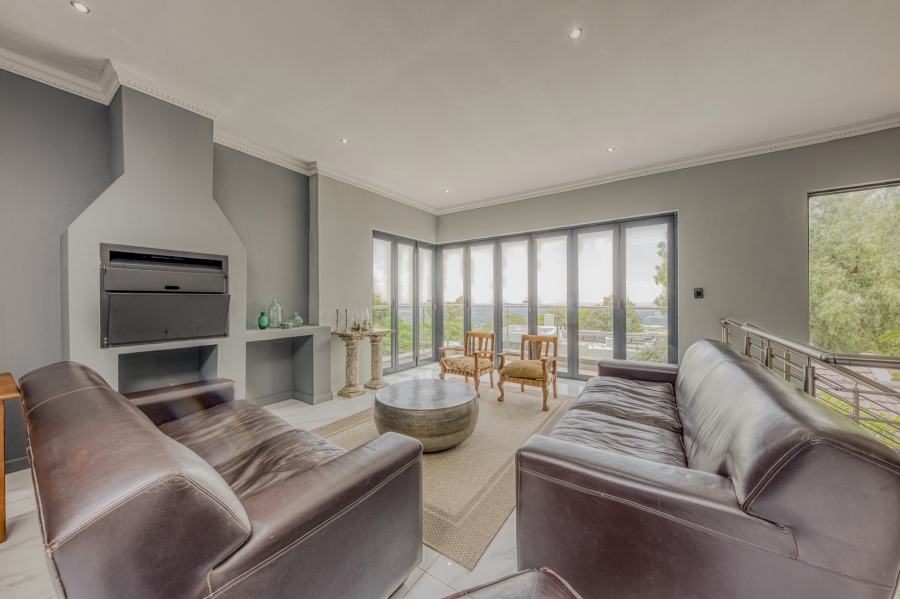 5 Bedroom Property for Sale in Northcliff Gauteng