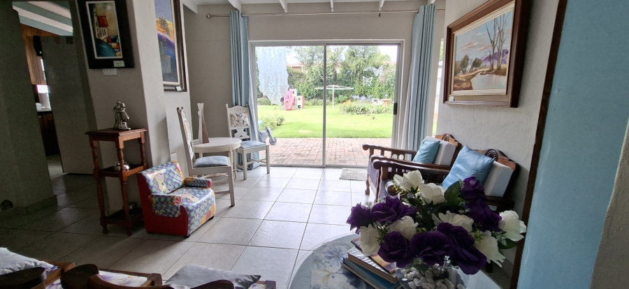 9 Bedroom Property for Sale in Monument Gauteng