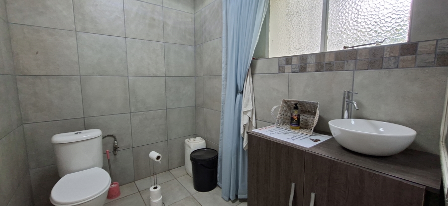 9 Bedroom Property for Sale in Monument Gauteng