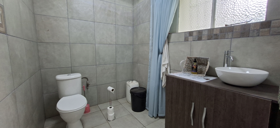 9 Bedroom Property for Sale in Monument Gauteng