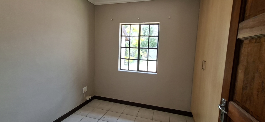 3 Bedroom Property for Sale in Noordheuwel Gauteng