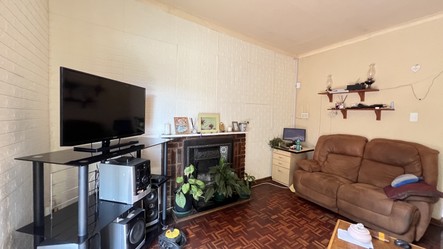 3 Bedroom Property for Sale in Greenhills Gauteng