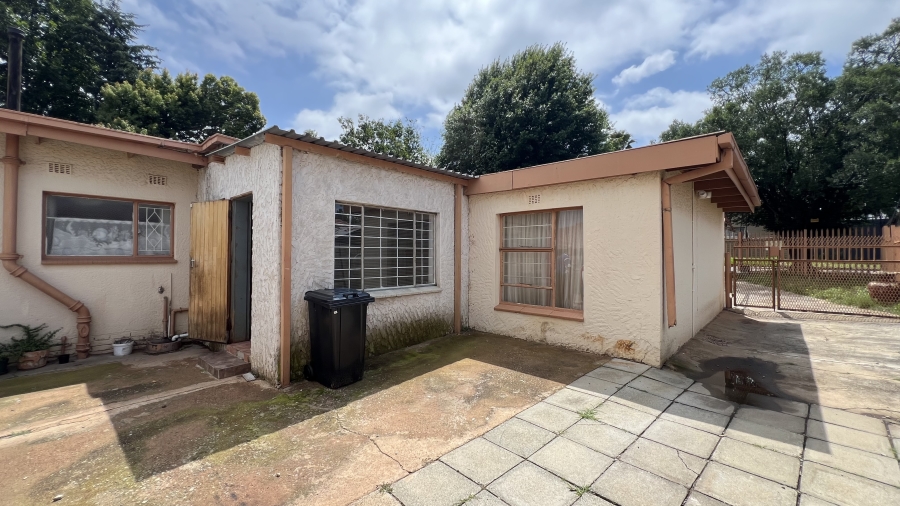 3 Bedroom Property for Sale in Greenhills Gauteng