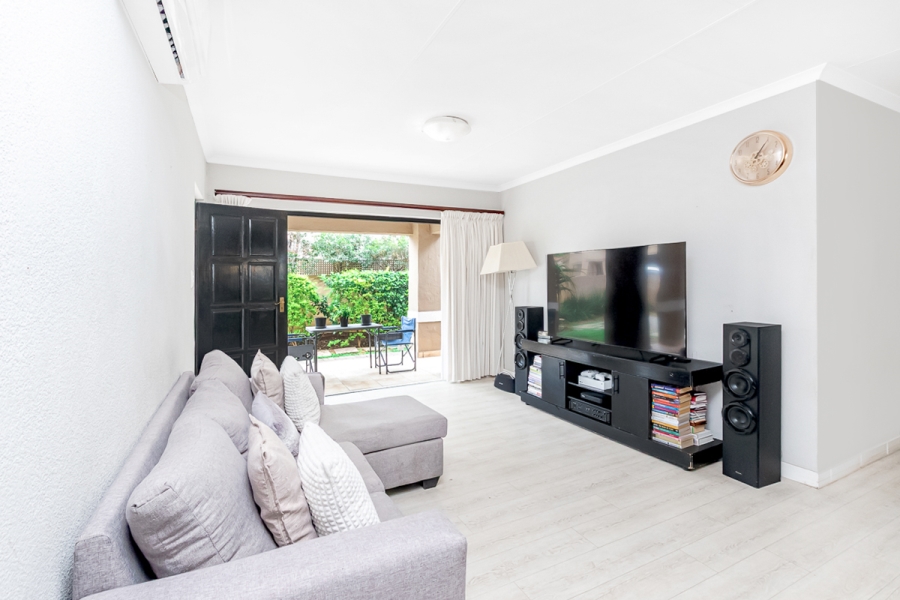 2 Bedroom Property for Sale in Bloubosrand Gauteng