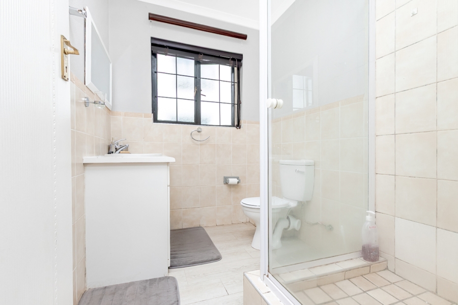 2 Bedroom Property for Sale in Bloubosrand Gauteng