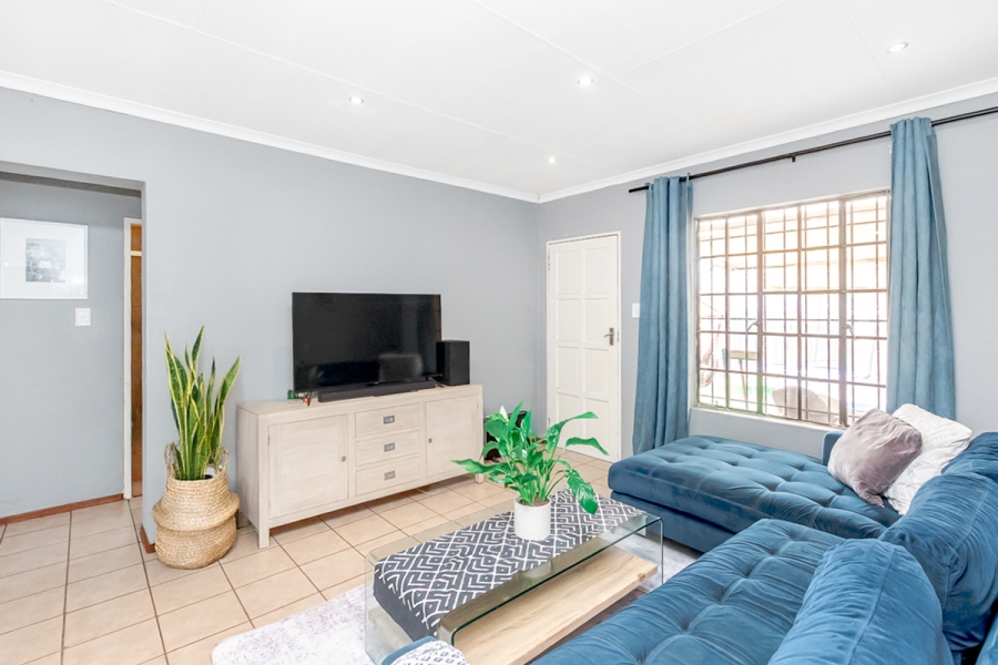 2 Bedroom Property for Sale in Willowbrook Gauteng