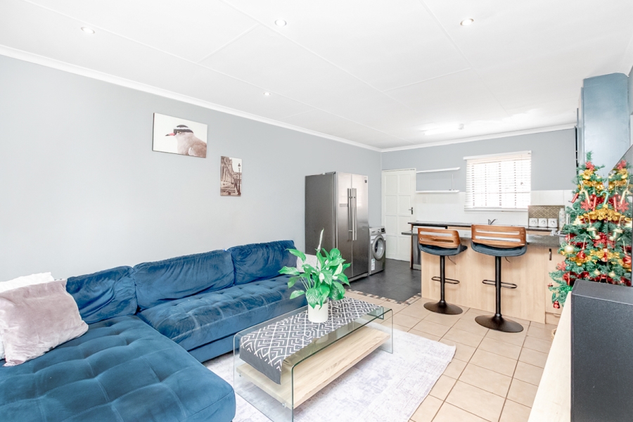 2 Bedroom Property for Sale in Willowbrook Gauteng