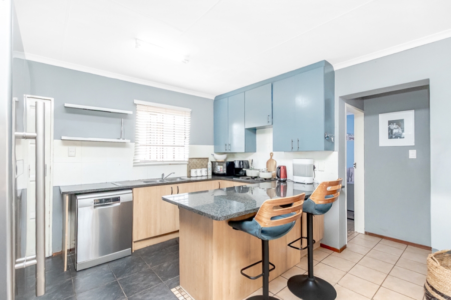 2 Bedroom Property for Sale in Willowbrook Gauteng