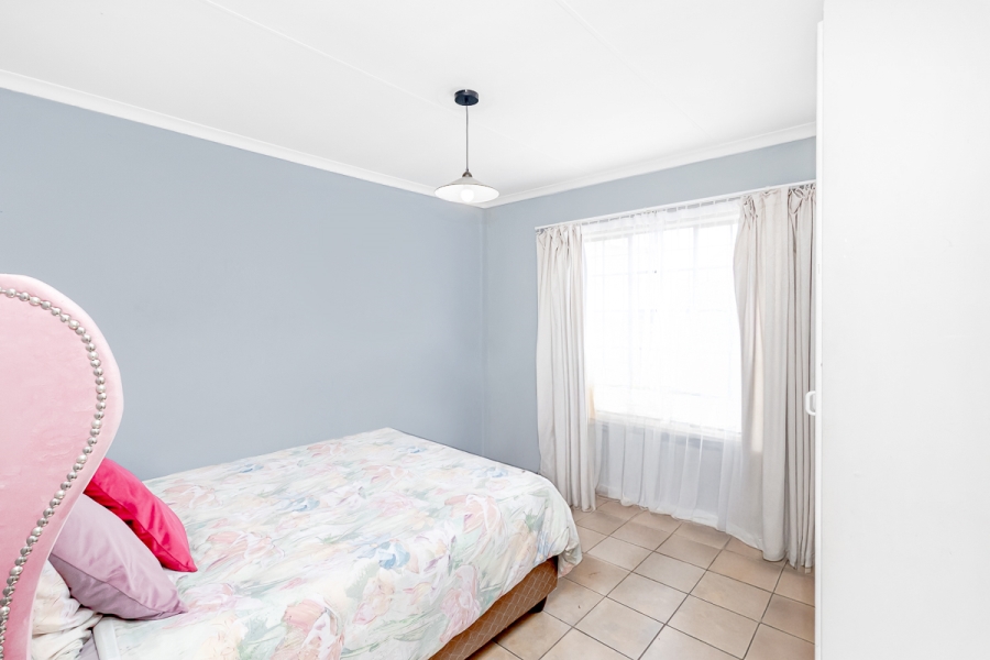 2 Bedroom Property for Sale in Willowbrook Gauteng