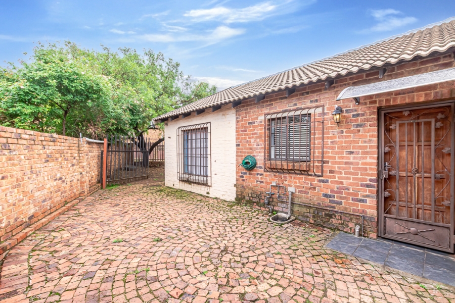 2 Bedroom Property for Sale in Willowbrook Gauteng