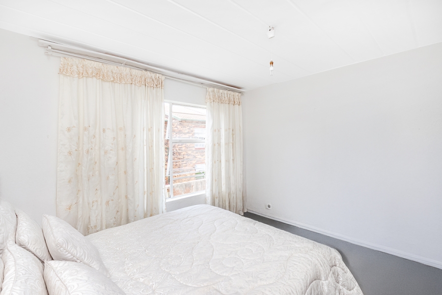 2 Bedroom Property for Sale in Discovery Gauteng