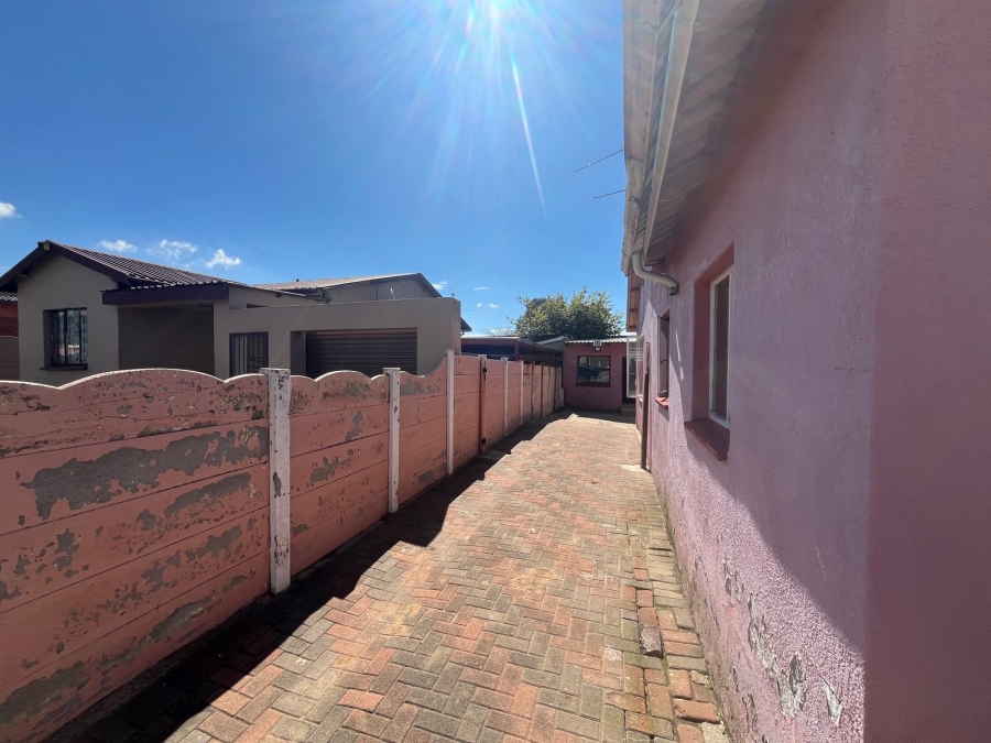 3 Bedroom Property for Sale in Reigerpark Gauteng