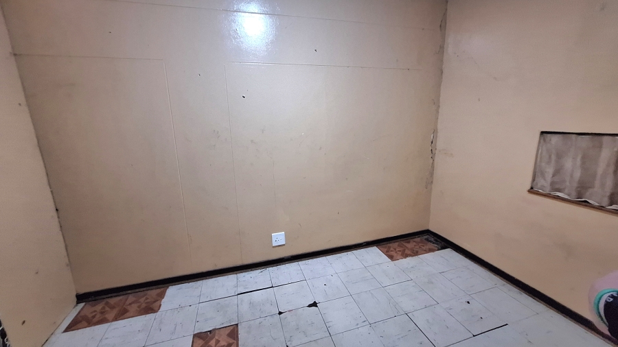 2 Bedroom Property for Sale in Gezina Gauteng