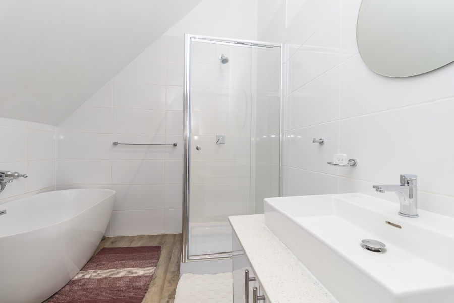 3 Bedroom Property for Sale in Nietgedacht Gauteng