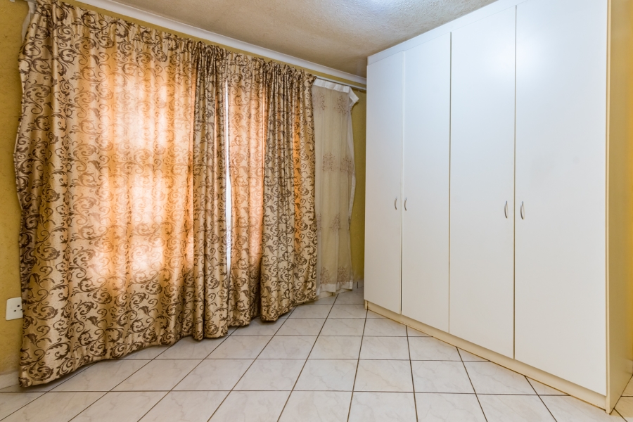 3 Bedroom Property for Sale in Protea Glen Gauteng