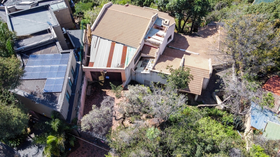 5 Bedroom Property for Sale in Glenvista Gauteng