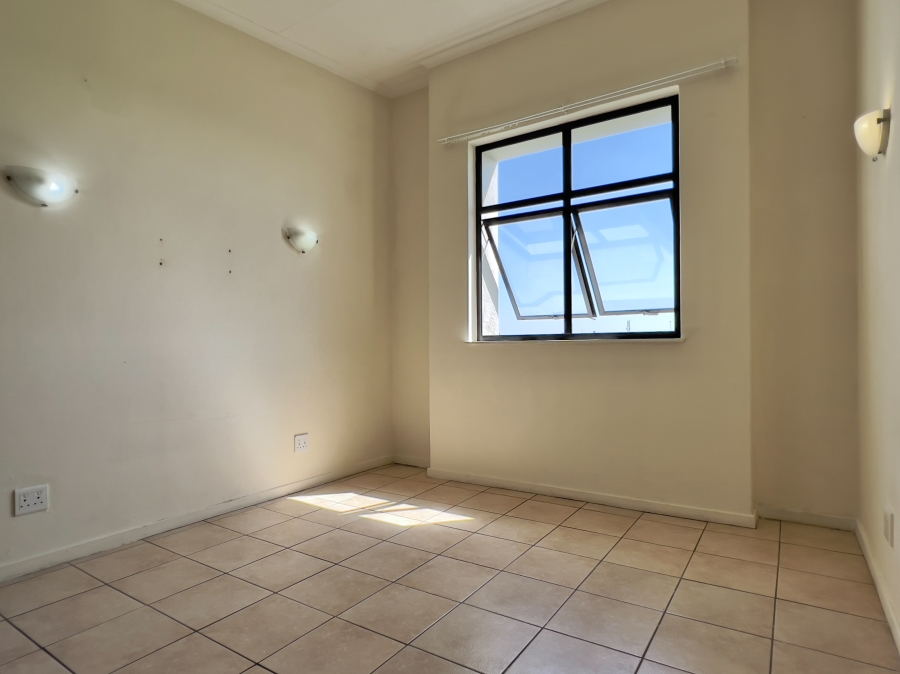 2 Bedroom Property for Sale in Eveleigh Gauteng