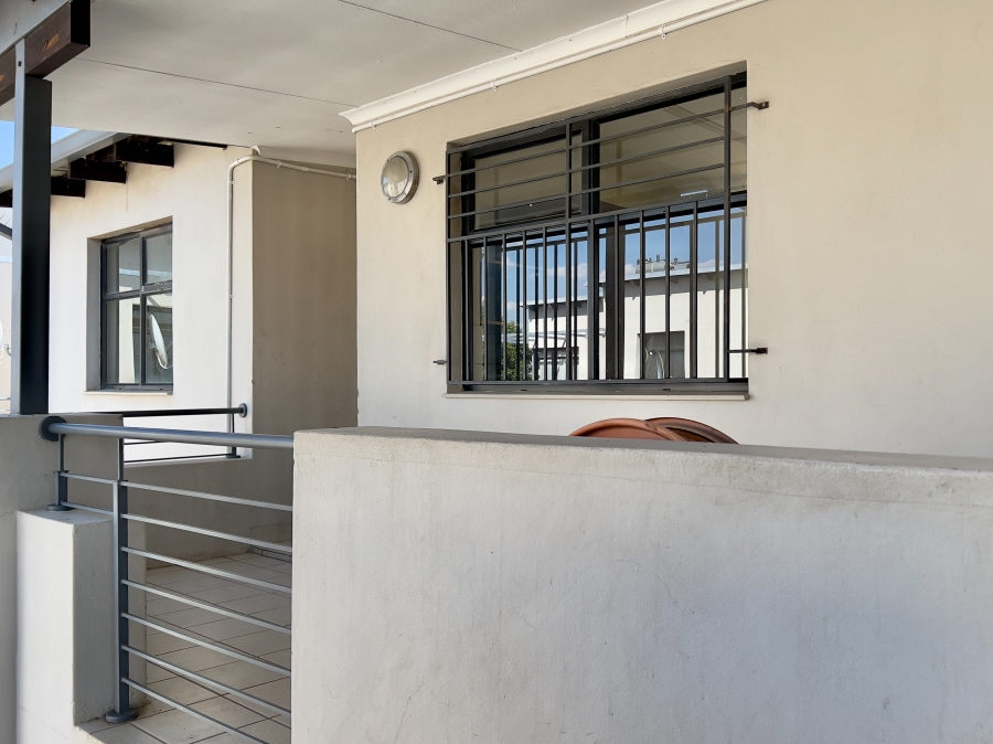 2 Bedroom Property for Sale in Eveleigh Gauteng